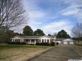 640 Hustleville Rd, Albertville, AL 35951