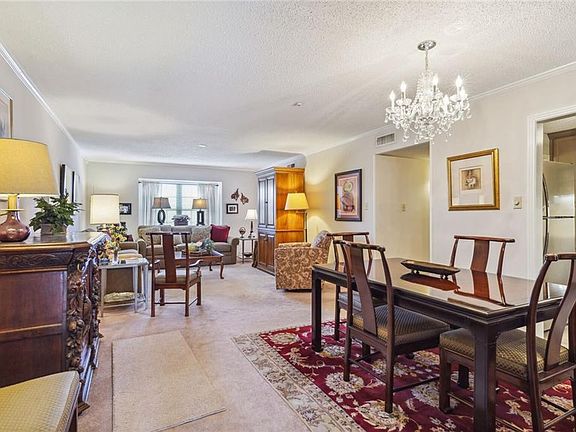 5th image of 2716 Whitney Pl APT 615