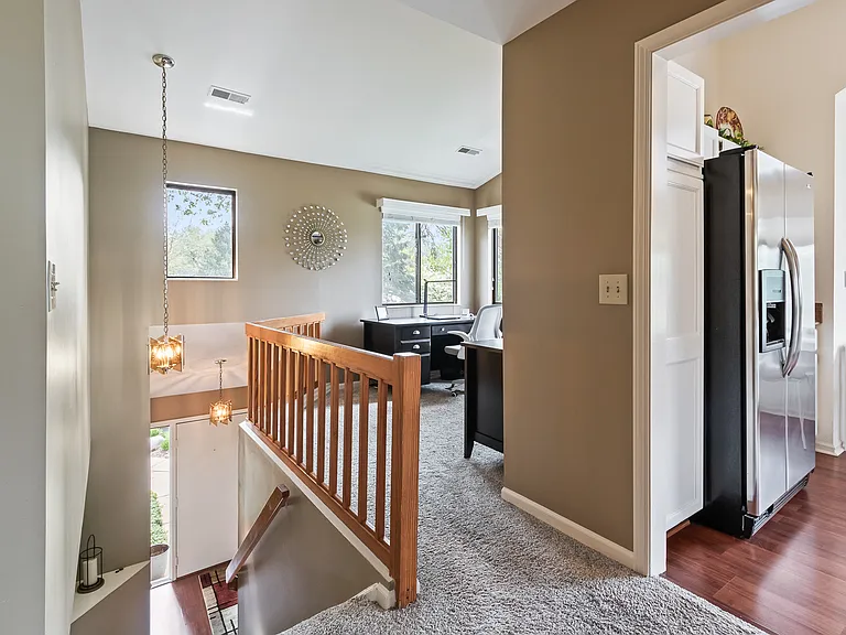 884 Shoreline Rd #884 — Photo 3