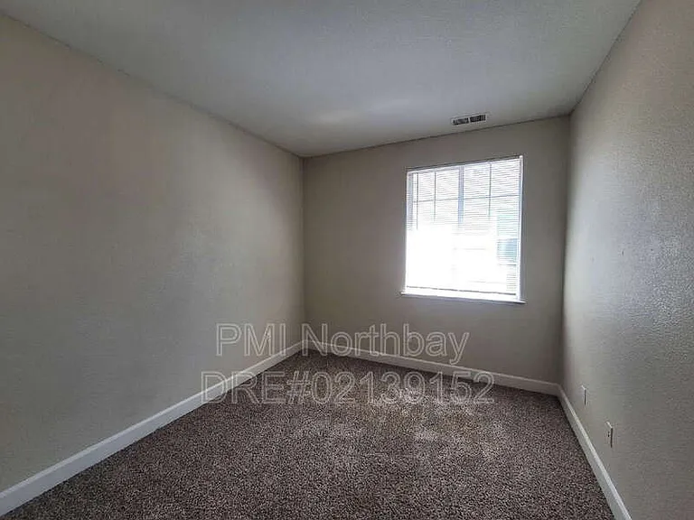 6347 Newhaven Ln — Photo 18