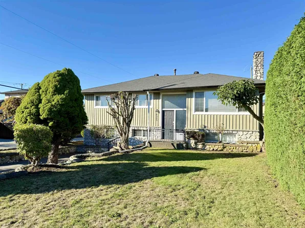 6525 Carnegie St, Burnaby, BC V5B 1Y2