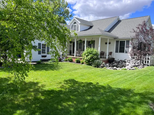 714 Stoneybrook Dr, Saint Marys, OH 45885