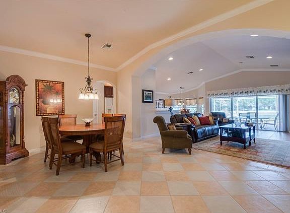 4th image of 9019 Astonia Way