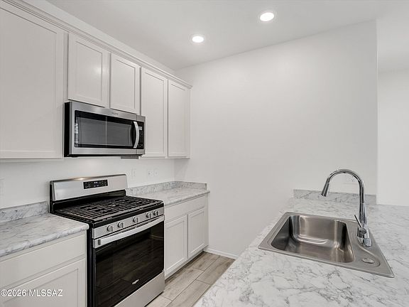 3rd image of 10593 W Halsey Dr