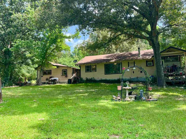 5002 County Road 112 N, Overton, TX 75684