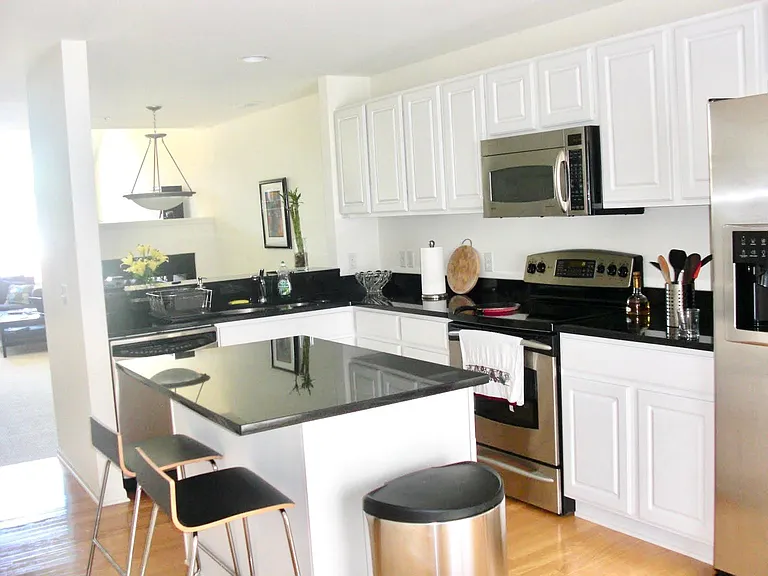 3218 Camden Dr — Photo 21