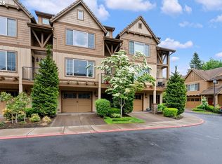 2036 NW Village Cir, Portland, OR 97229