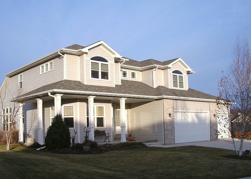 1018 Prairie Rd, Plymouth, WI