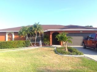 5201 Tamiami Ct, Cape Coral, FL 33904