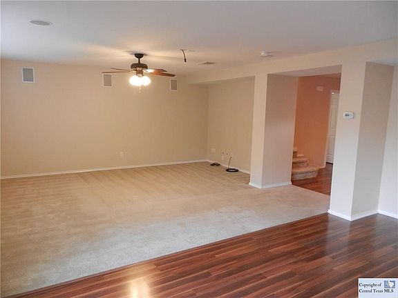 3rd image of 9014 Vista Valley Dr