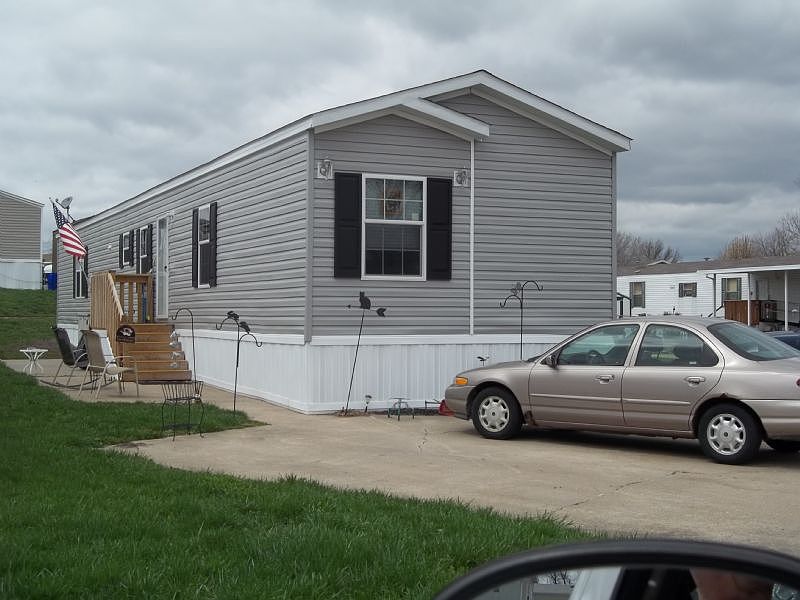 1st image of 11728 N Walrond Ave