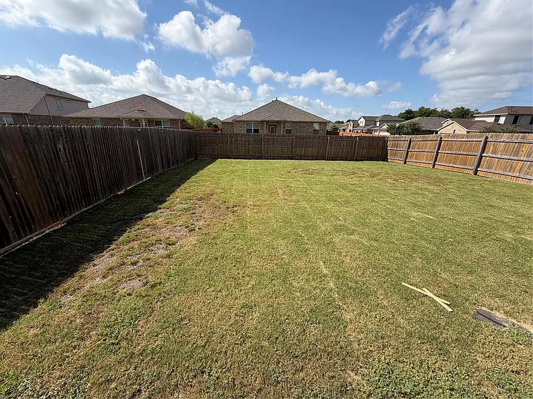 225 Baum Dr — Photo 10