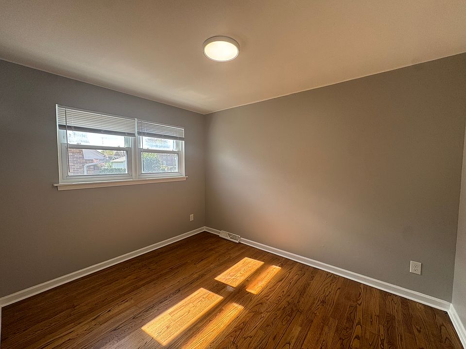 1900 W Jefferson Ave, photo 10