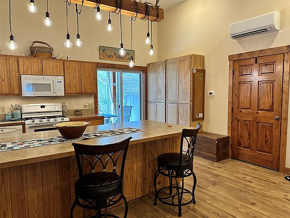 2nd image of 85 Osprey Dr E