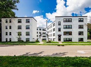 102 Union Boulevard, Kitchener, ON N2M 2R9