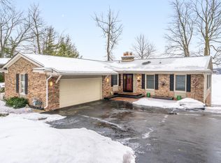 341 Bayview Ln, Plainwell, MI
