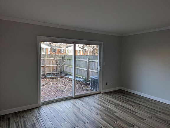 3rd image of 705 Garland Cir