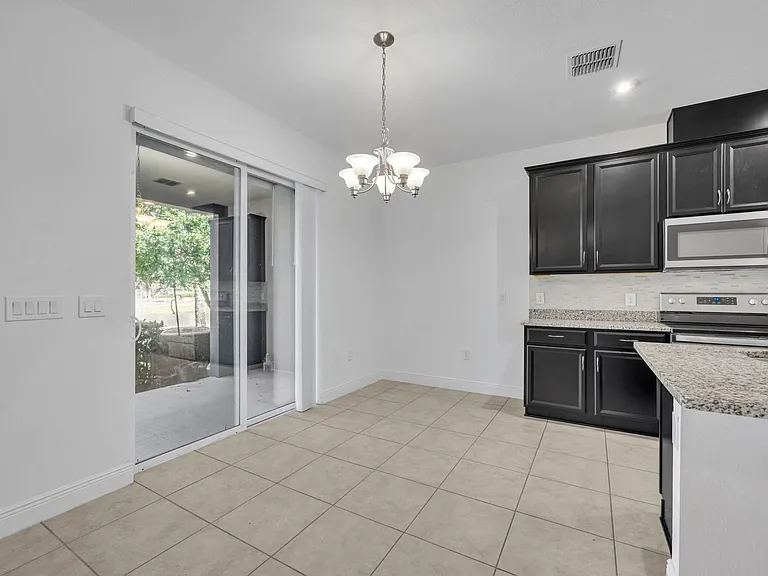 1351 Merrydale Way — Photo 9