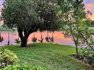 7340 Saint Ives Way APT 3101, Naples, FL 34104