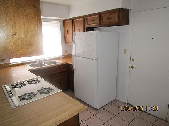 3rd image of 2861 Anise Dr