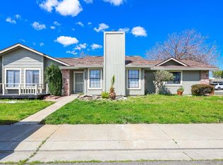 1725 Jenner Cir, Modesto, CA 95351