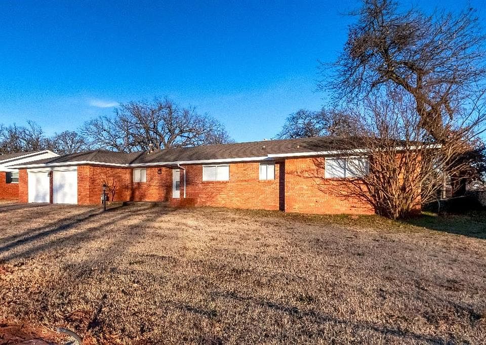 1st image of 212 Moorman Dr