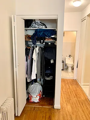 Rented by Compass | media 22