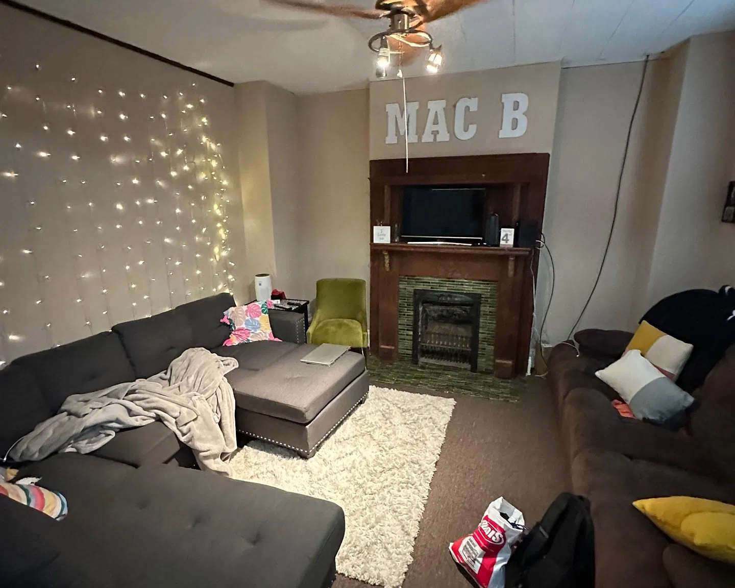 4 bed, 1600 sqft, $2,850 — Photo 3