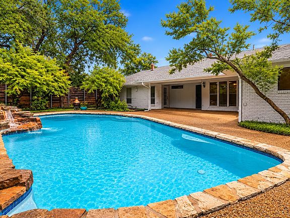 2nd image of 6908 Heatherknoll Dr
