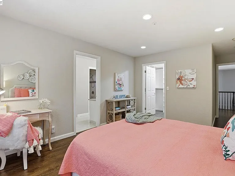 780 Avante Pl — Photo 17