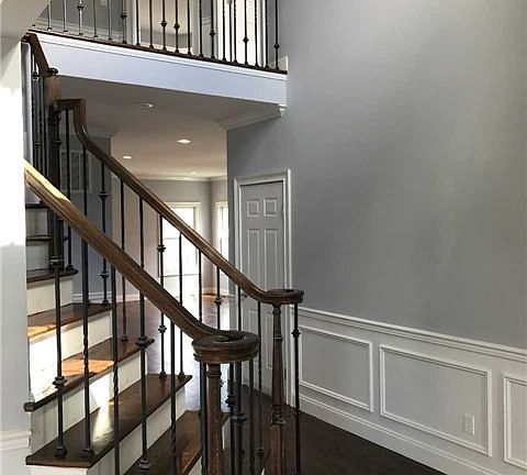 3rd image of 90 Dow Ave