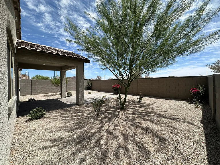 25183 N 155th Dr — Photo 32