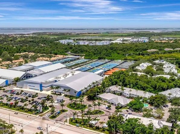 3409 54th Dr W Unit 102, Bradenton, FL 34210