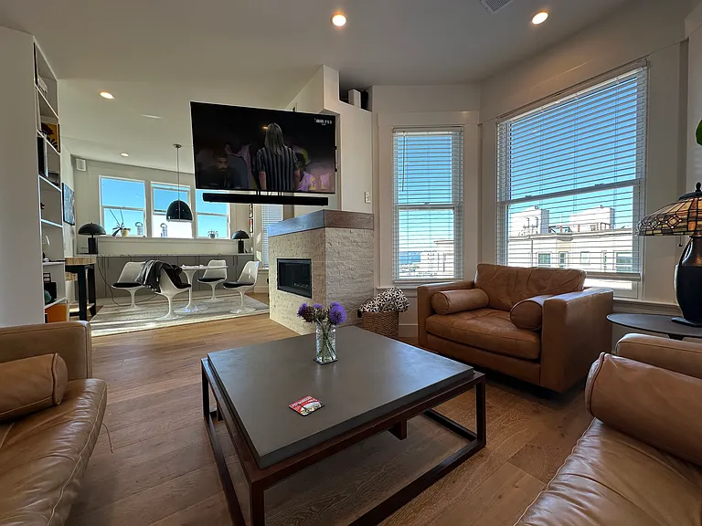 1004 Filbert St #1004 — Photo 3