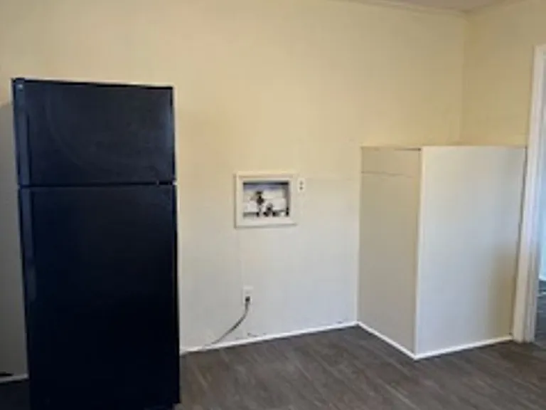 524 Franklin St — Photo 4