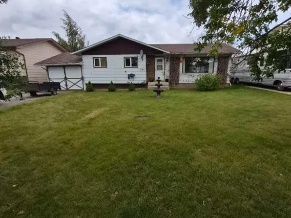505 E 7th Ave, Beaverlodge, AB T0H 0C0