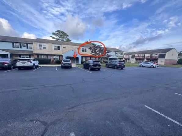 22B Oxford Vlg #22B, Egg Harbor Township, NJ 08234