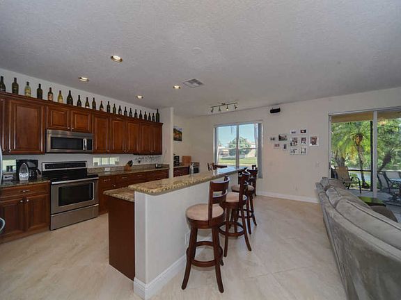 5th image of 3564 Danbury Ct