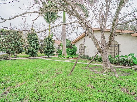 3rd image of 2519 Harvey Dr