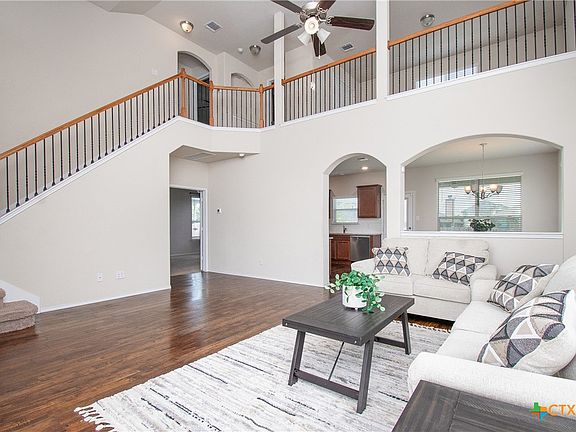 4th image of 5225 Fenton Ln