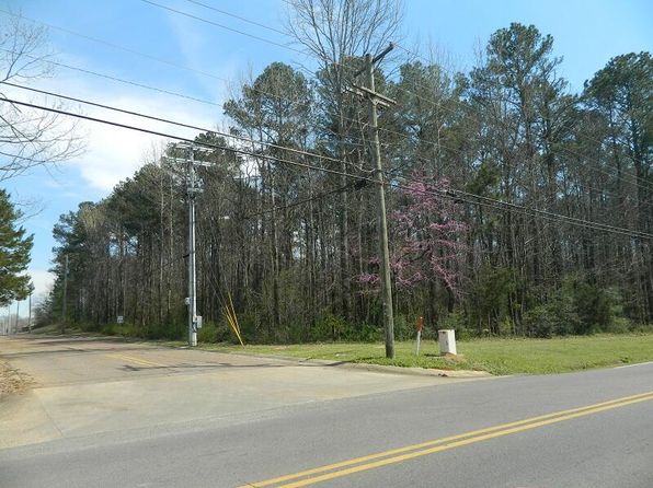 S Montgomery St, Starkville, MS 39759