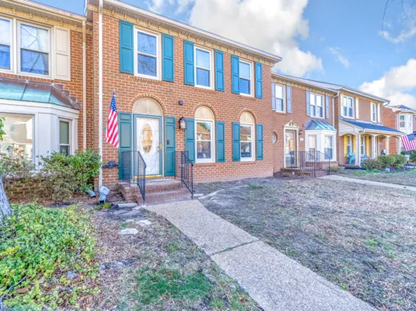1020 Tottenham Ln, Virginia Beach, VA 23454