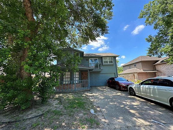 3rd image of 2838 Oak Hill Dr
