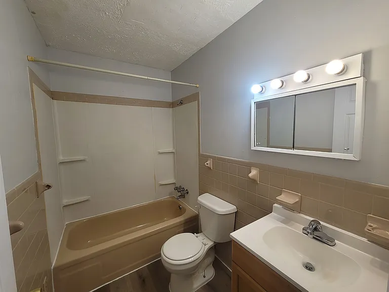 713 Mill St #1 — Photo 4