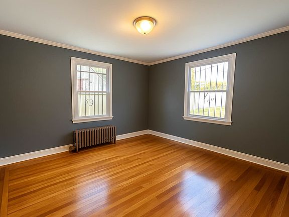 3rd image of 11554 218th St