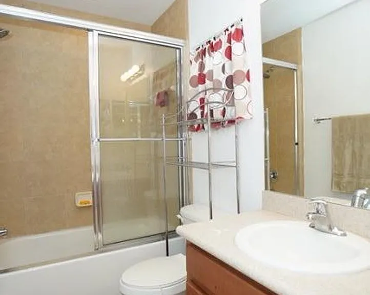 112 SE 2nd Ave #112 — Photo 3