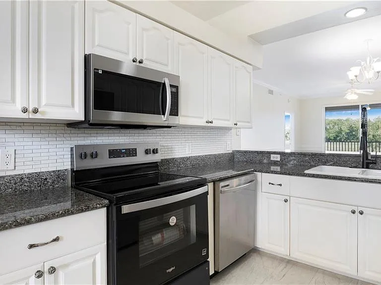 8600 Cedar Hammock Cir #1325 — Photo 6