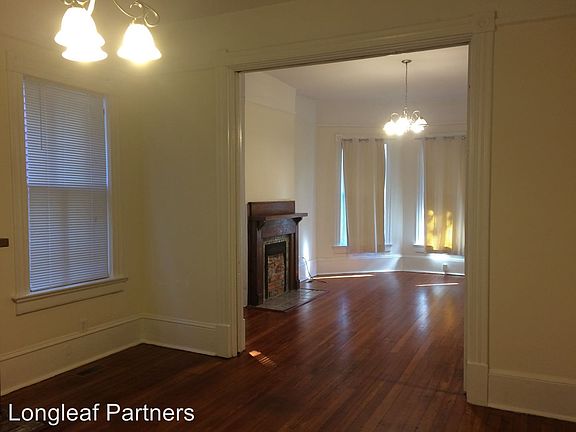4th image of 120 W Waldburg St APT 1