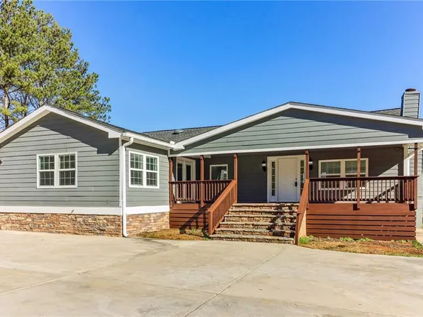 55 Pinebridge Dr, Dawsonville, GA 30534