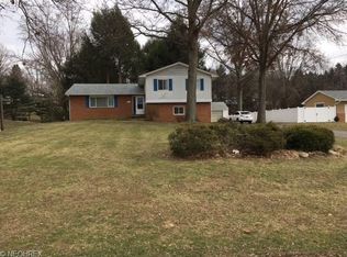 4681 Sherylton Hills Dr, Uniontown, OH 44685